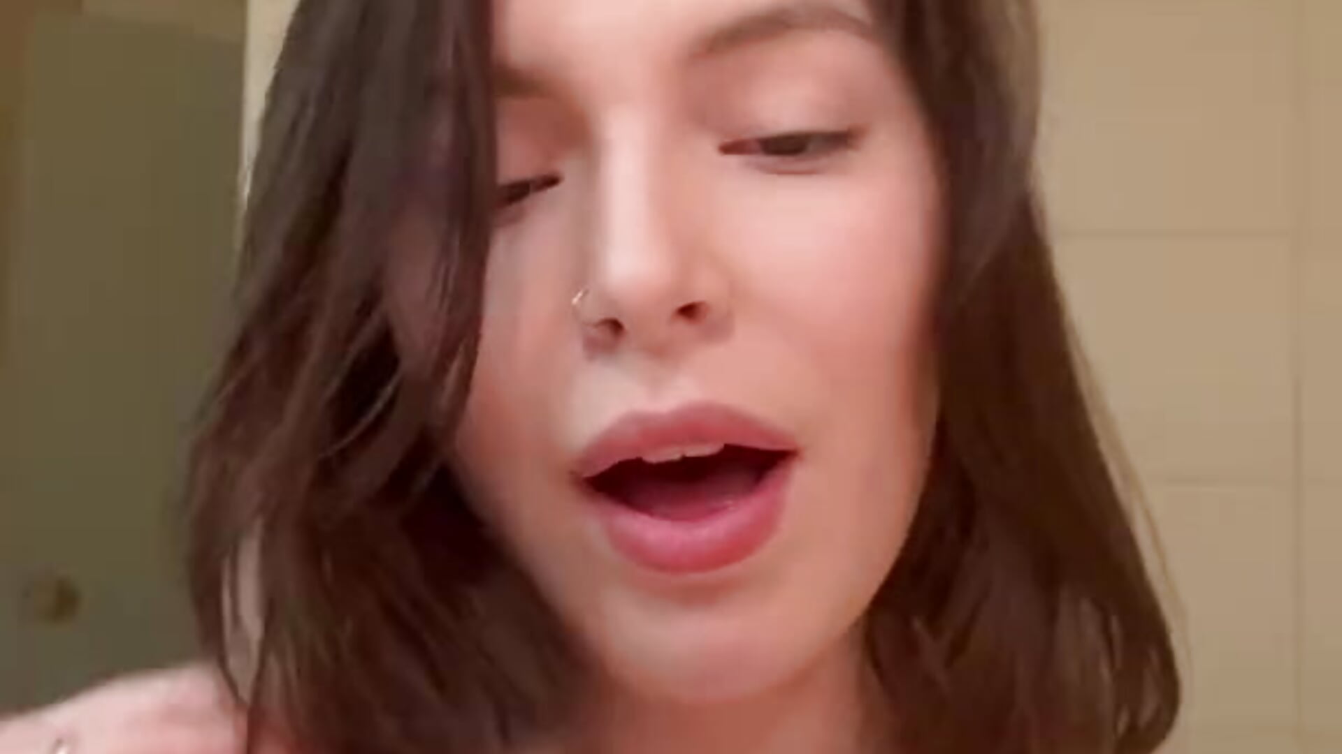 ^_^ - vidéo du modèle de showcams RoseBIeu