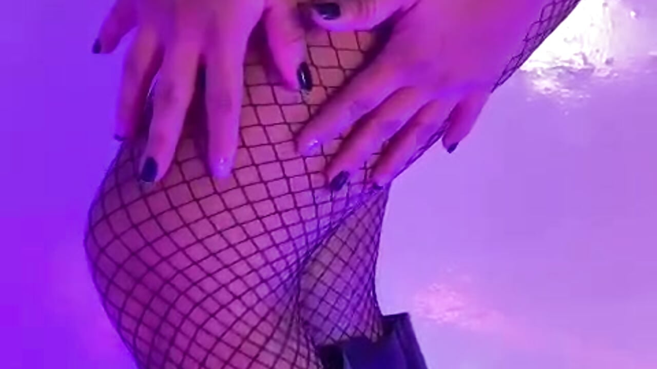 One more night... - video KLOE_MARTINS kameramallilta