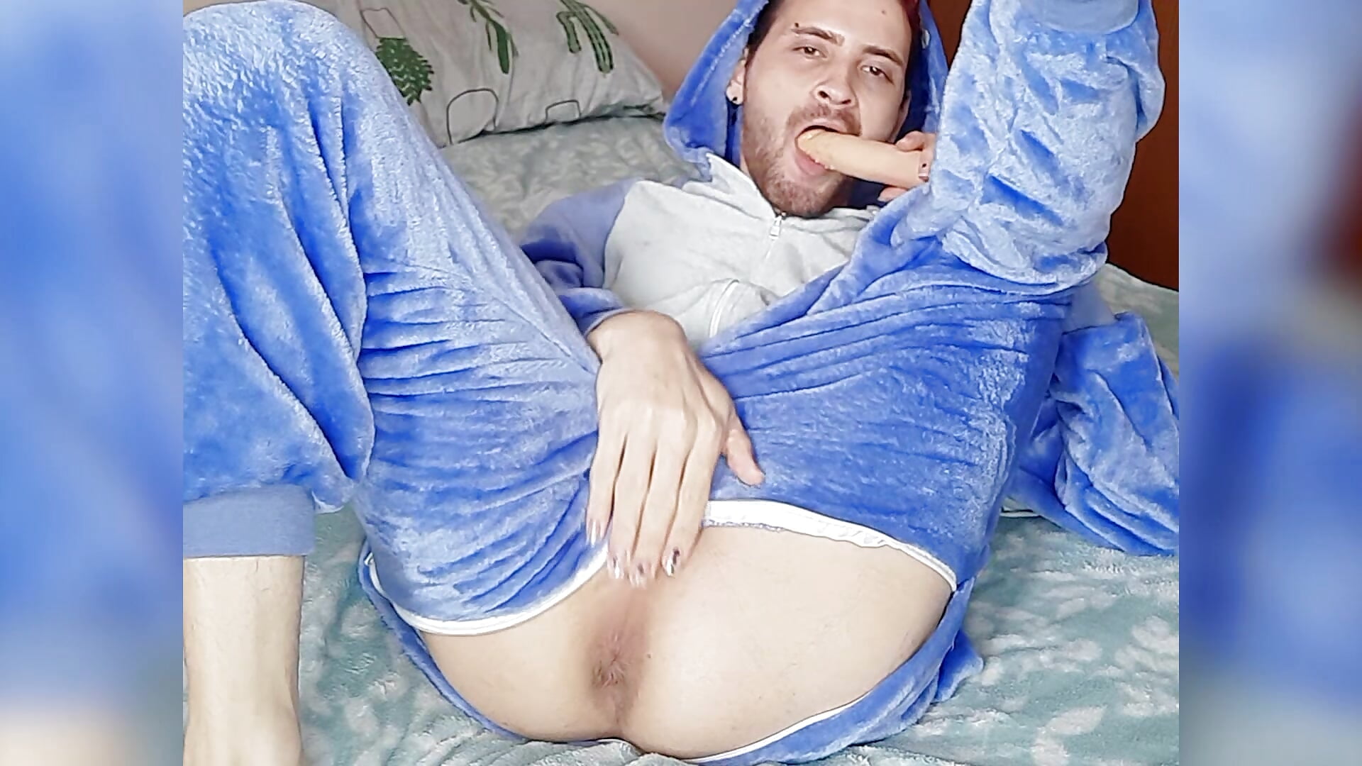 Stitch wanna lick and have fun with your Cock - video oleh model kamera ChristBocellie