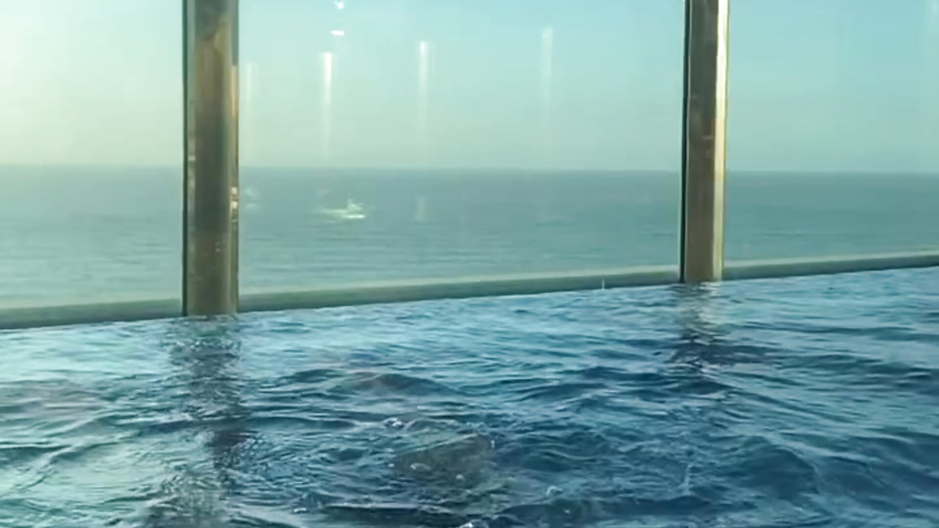 My beautiful ass - video by Amandanauty cam model