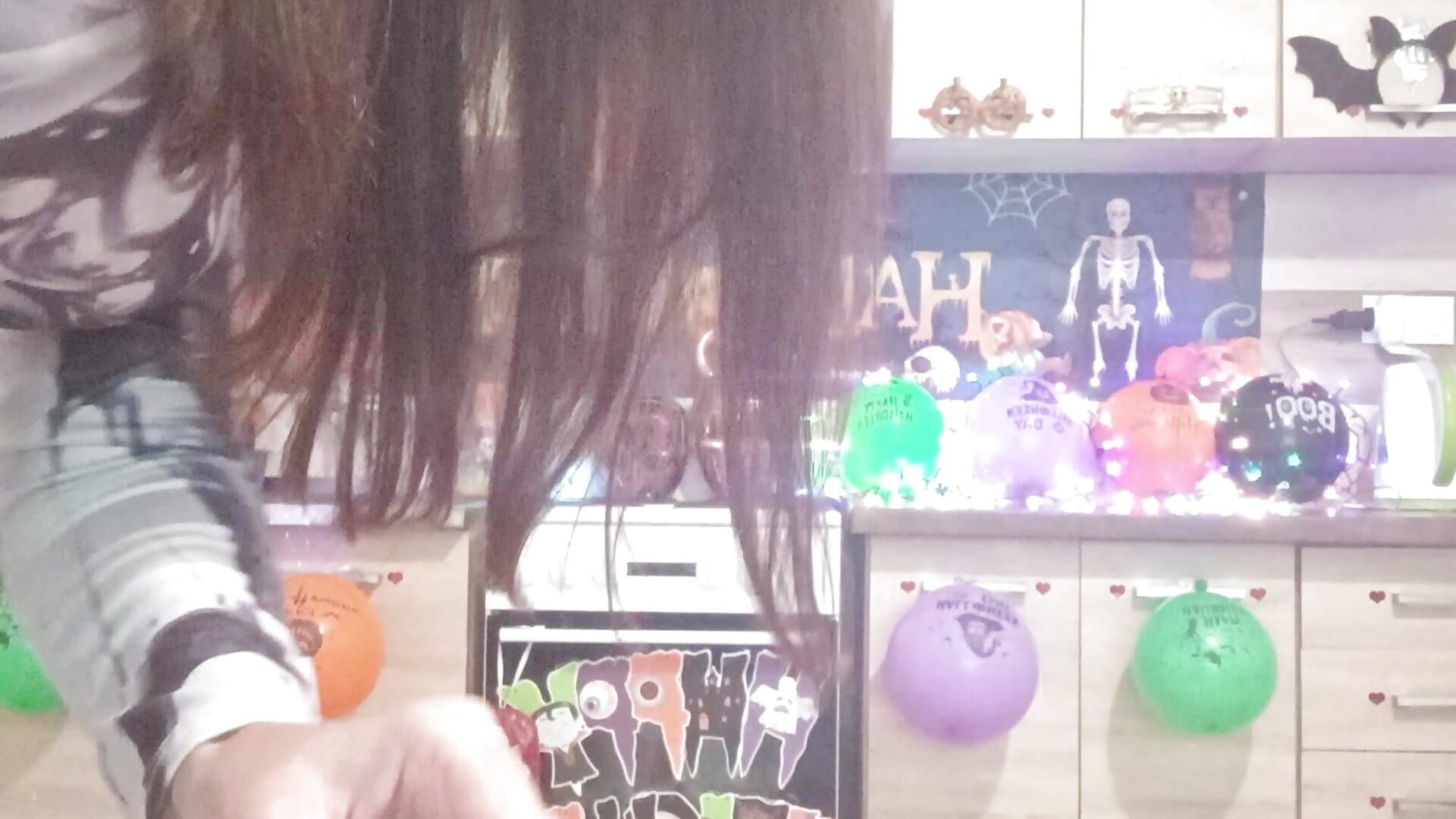 Halloween 2026 – video modela na kameri Ace_of_devil
