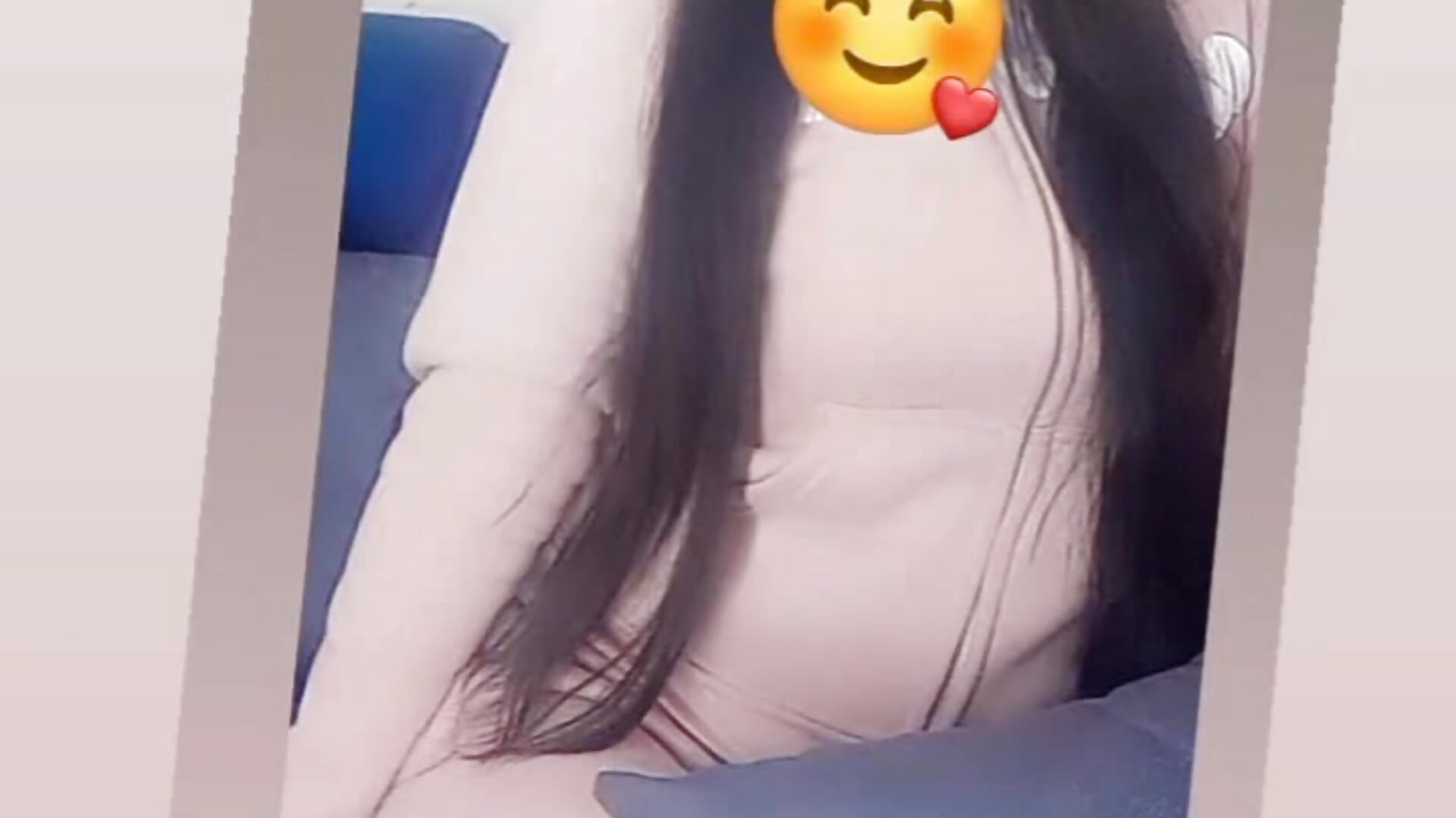 FB_VID_7329934037579113210 - video by Emaa_sweet cam model