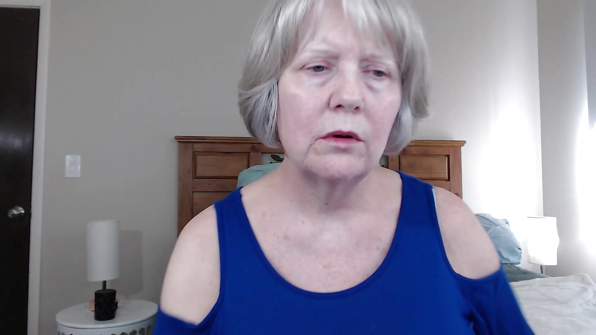 Stroking to Stepmoms Face+Cum Countdown - vidéo du modèle de showcams Kaitlyn_Winters