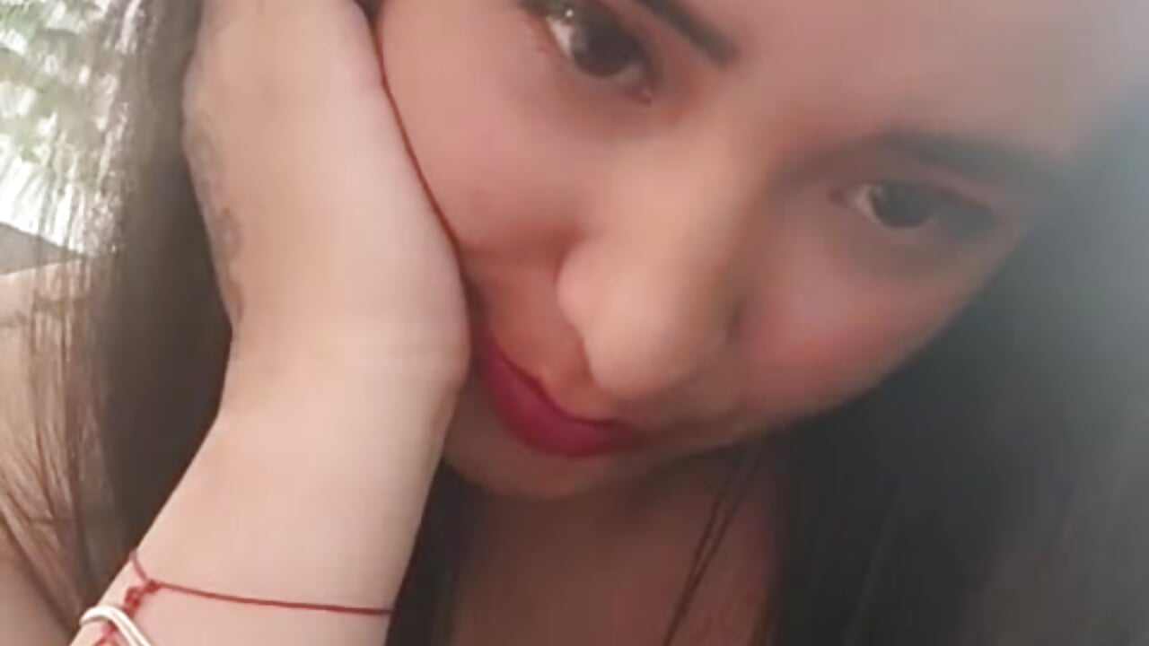 Kissed of good morning - video by Athompzon cam model