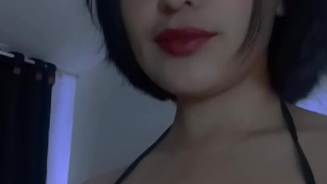 besito para ti amor♥ - video by Athompzon cam model