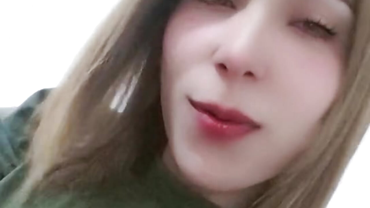 5226295994793250844_play,mp4_logo_US - Vídeo de sexy_anastasia22
