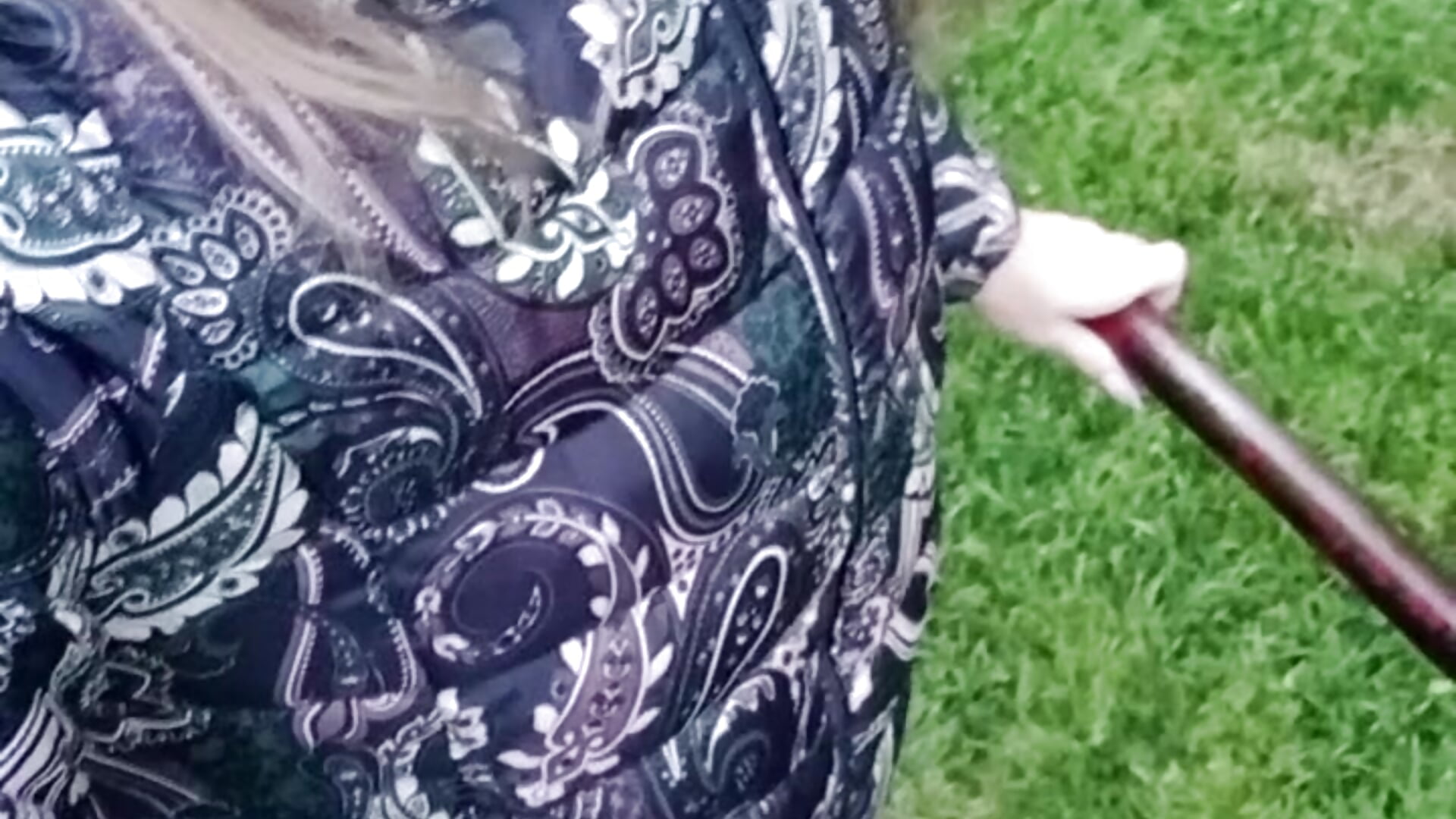 Let’s work up a sweat together🏋️‍♀️🔥 - video by annasimonsj cam model