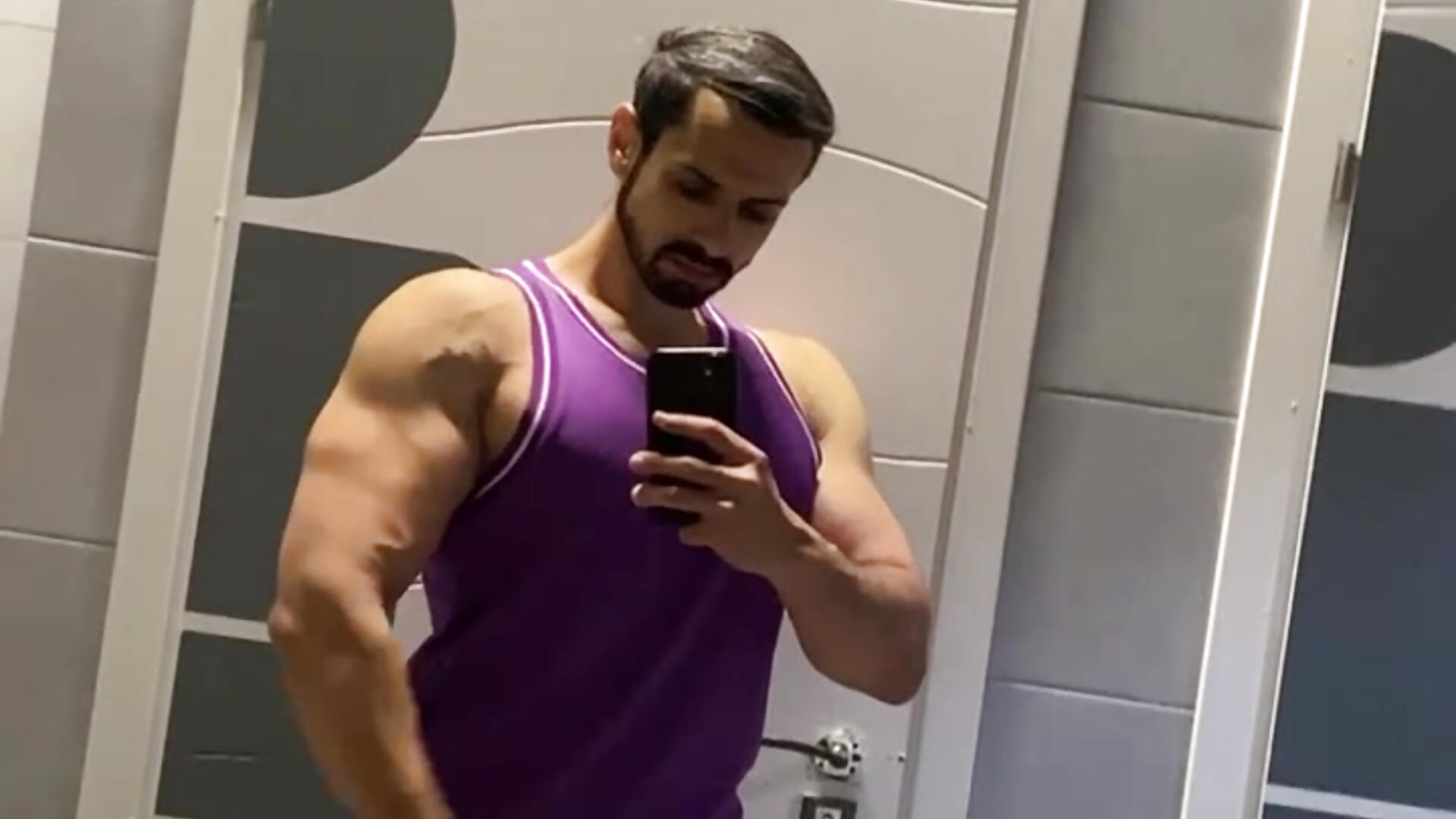 Gym flex - vidéo du modèle de showcams jeffmaverick12