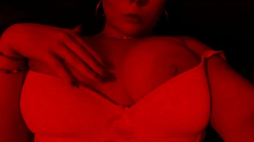 trim,B9C8CFF7-AE8F-43DD-8035-152D99D56302 - video by AnaMariaOff1 cam model