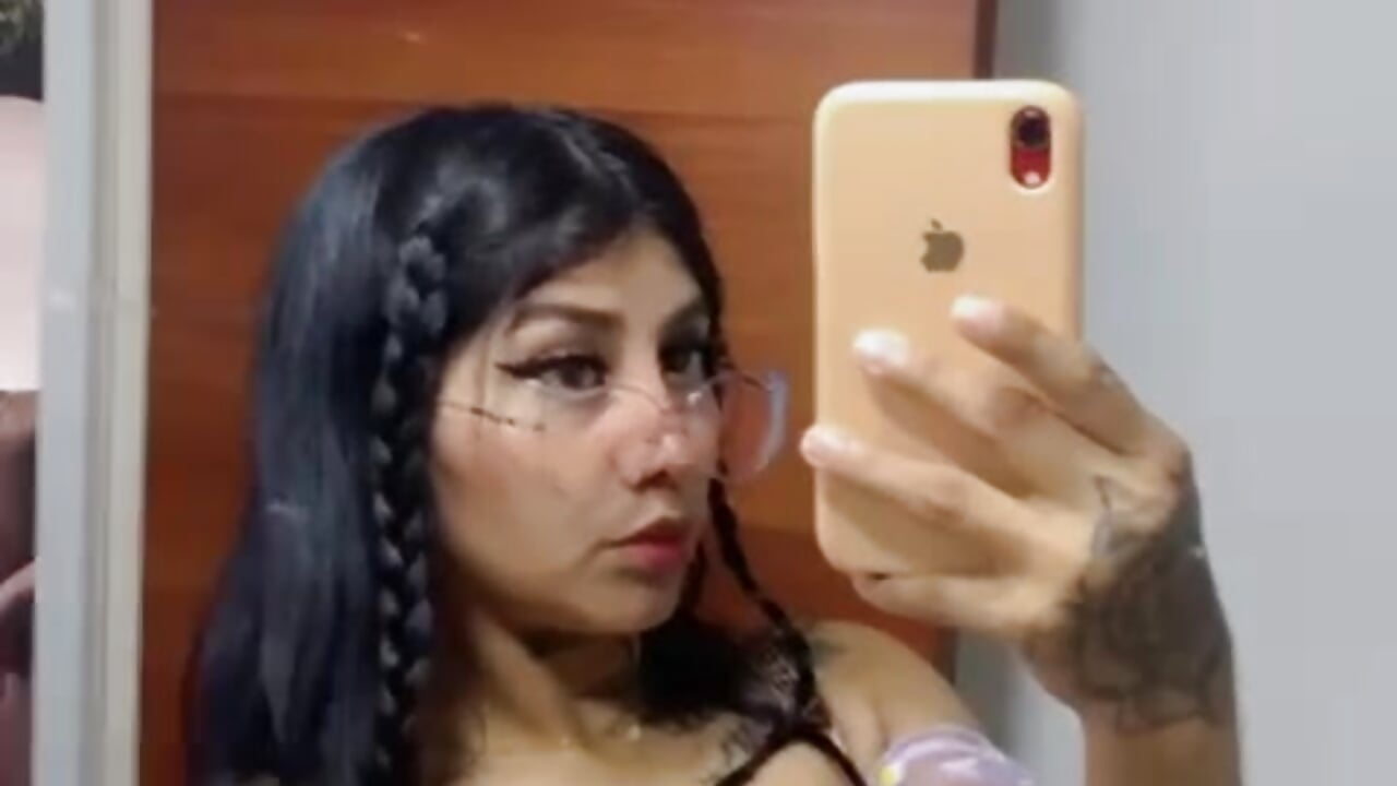 naughty girl 😈 - відео від вебкаммоделі arianauwu