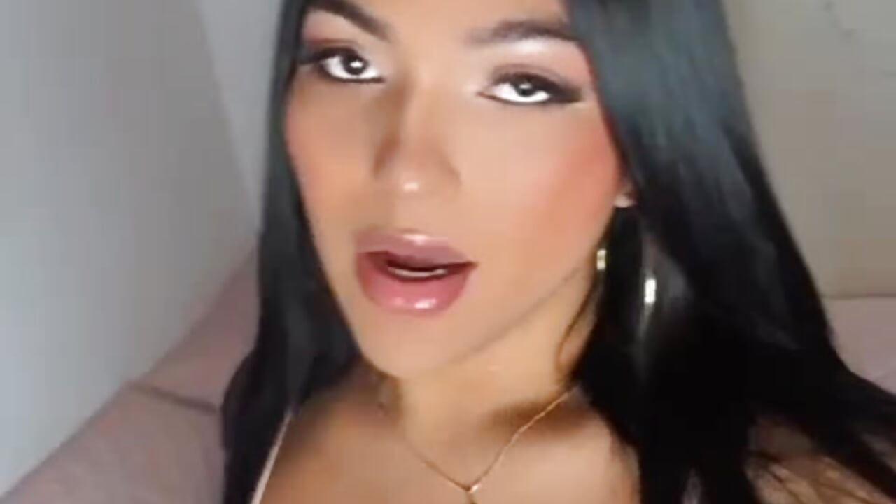 Last night to go to the party - video di isabella1sexy modella di cam