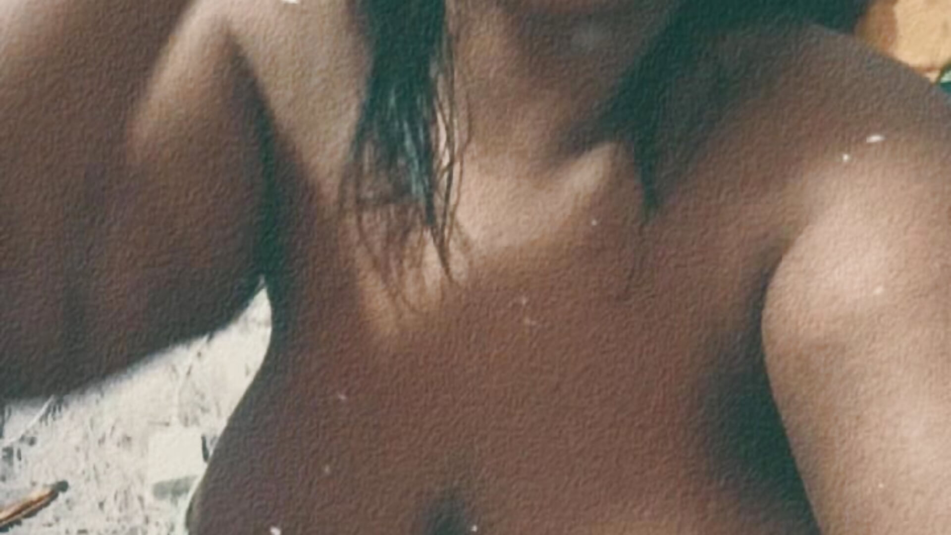 Me too - video by anai_valentinex cam model