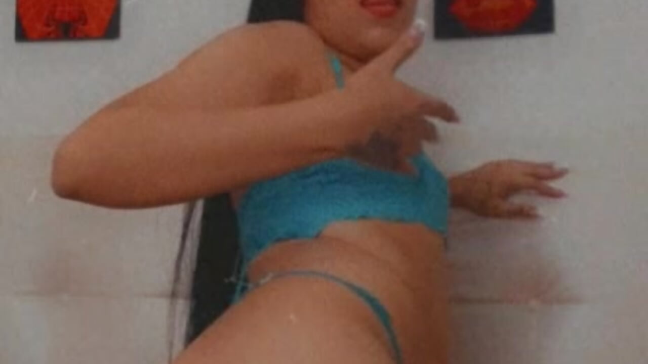 spank ass mia - Vídeo de MiaMarin_hot, modelo de vídeos