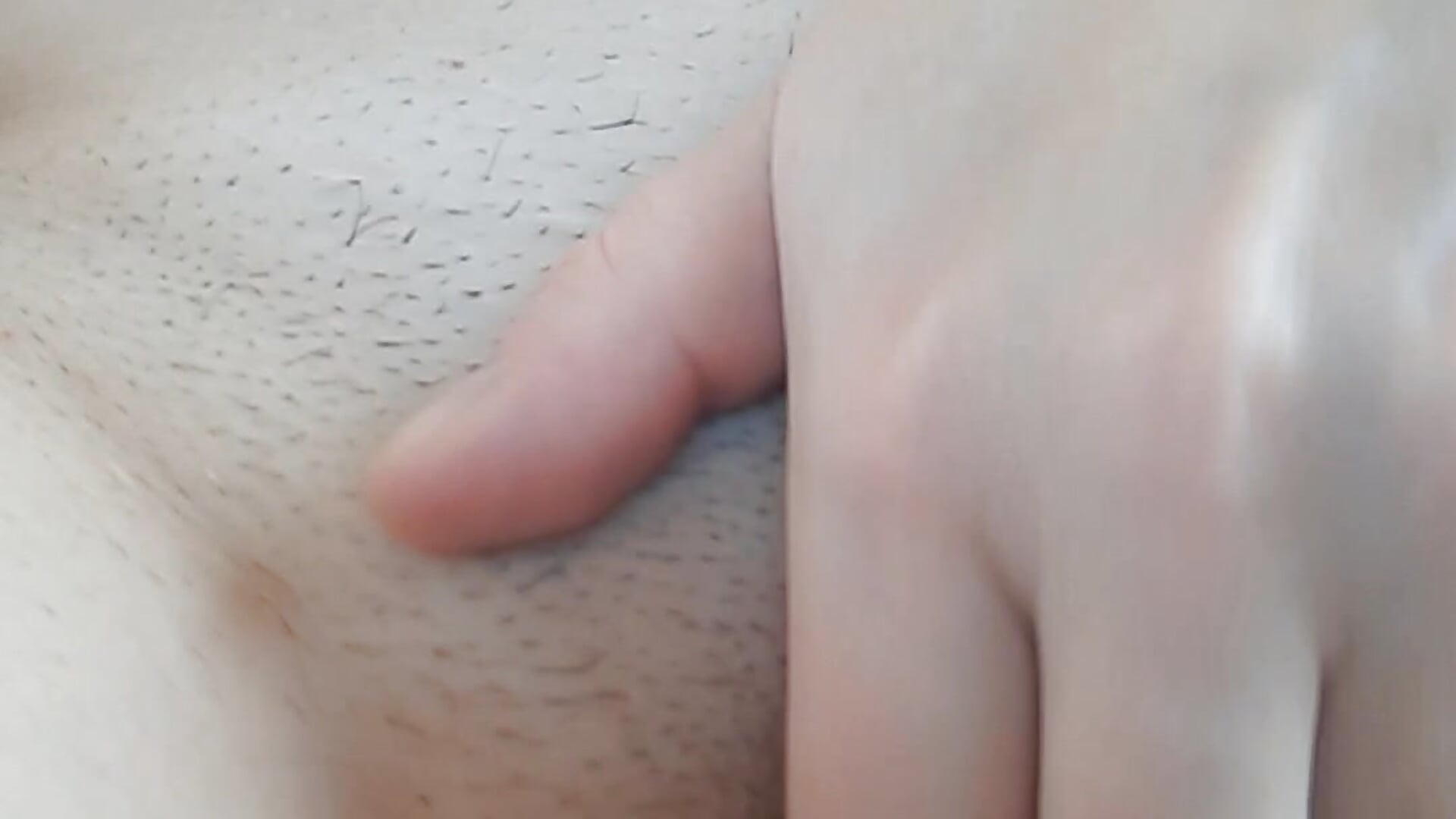 Finger wet pussy in car