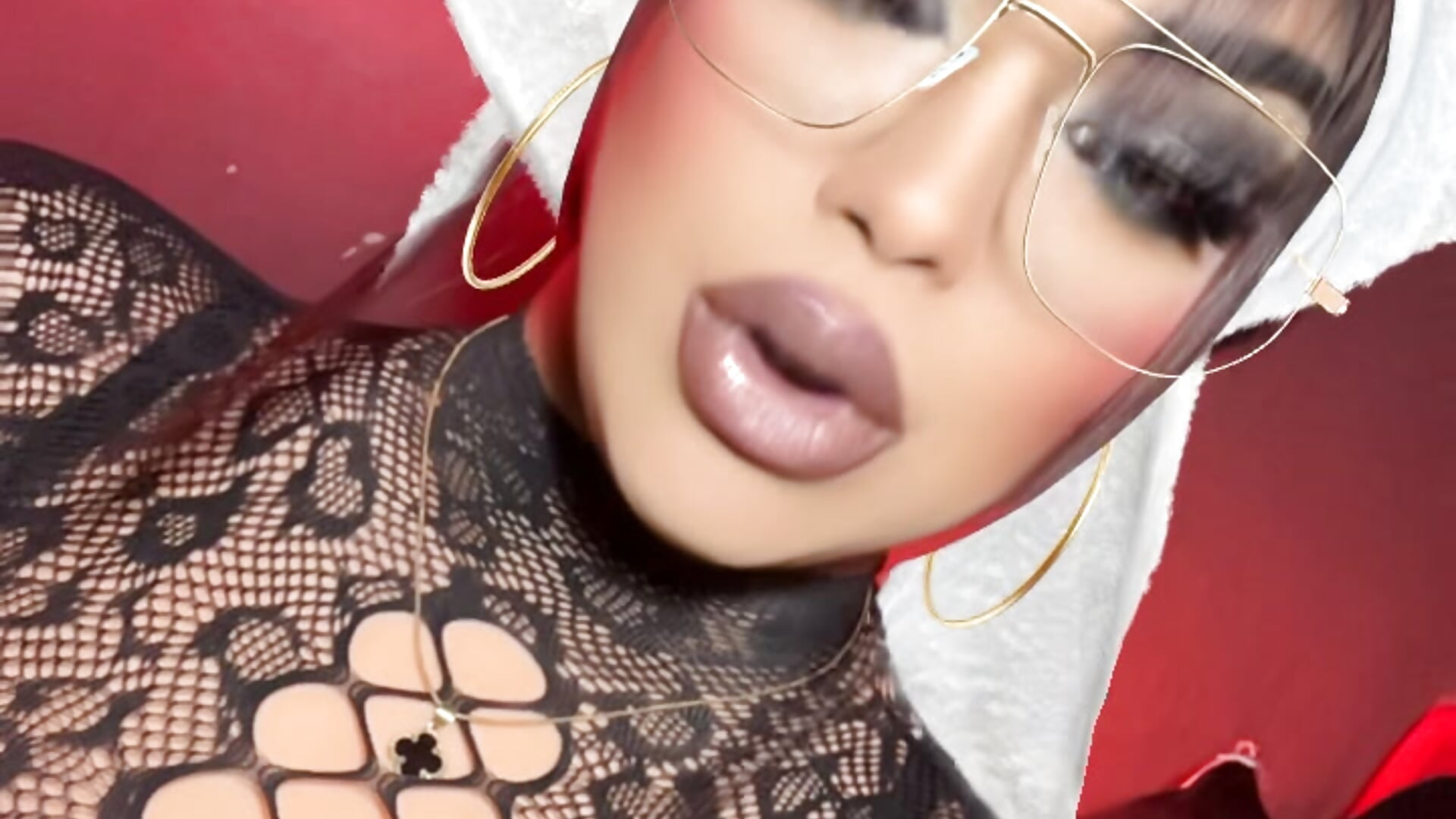 8933C14C-0DA0-46EA-90E9-3F8C7AF7B73D - vídeo de la modelo de cam VictoriaElizxx