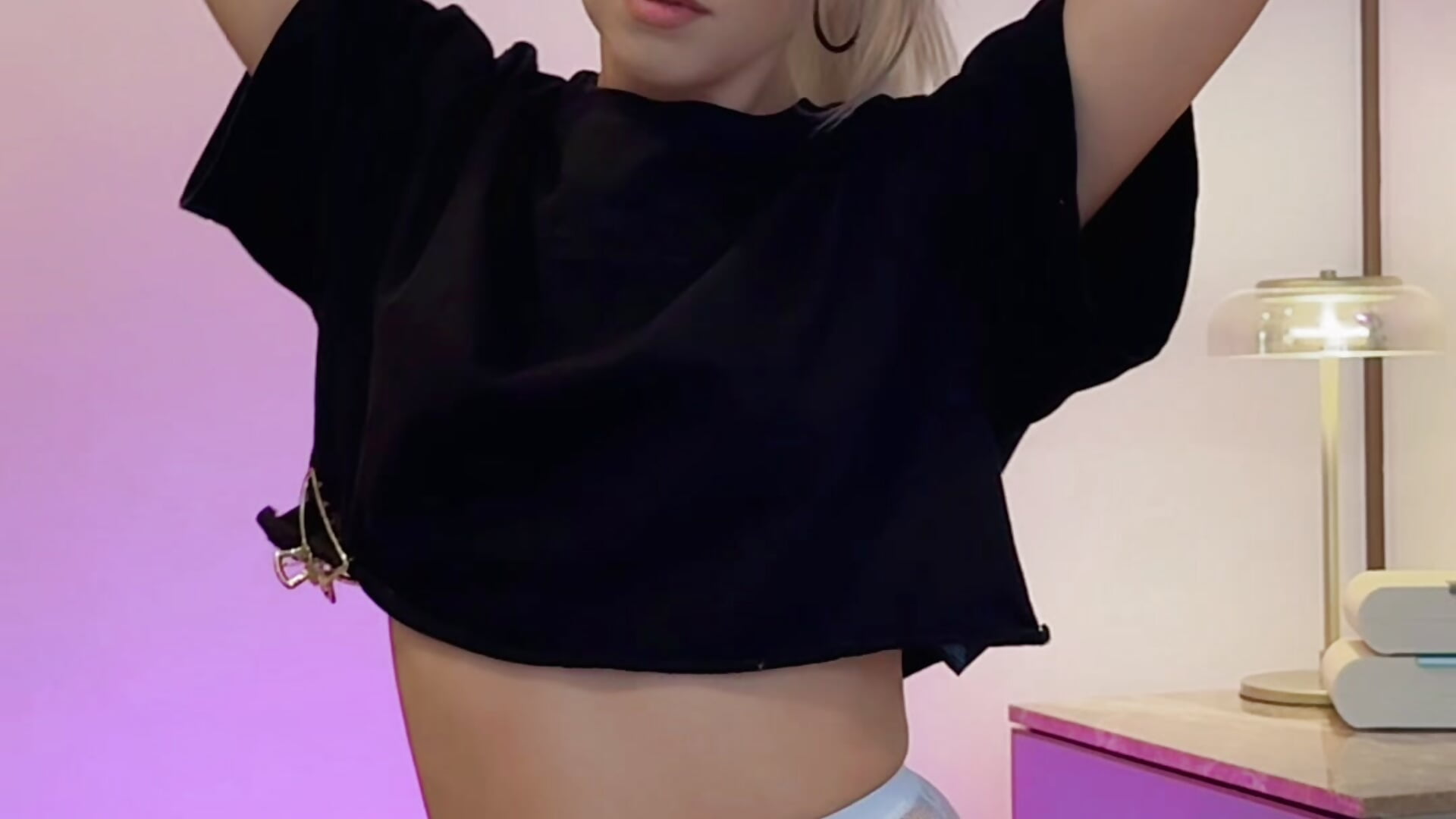 Everyday hairstyles with a stripchat webcam model. Day5 - فيديو من TommyTiffany موديل الكام