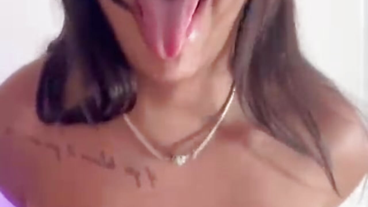 tits bounce for u