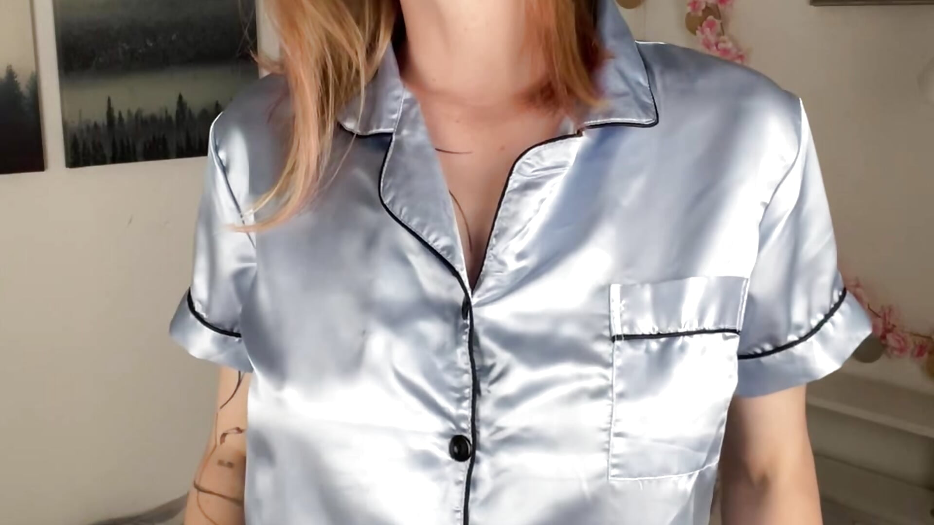Got new sil pajamas! - vídeo de la modelo de cam MissRightX