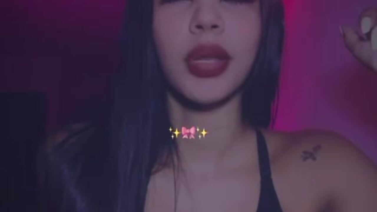 Latina addicted💋 - AntonellaRossi 캠 모델의 동영상