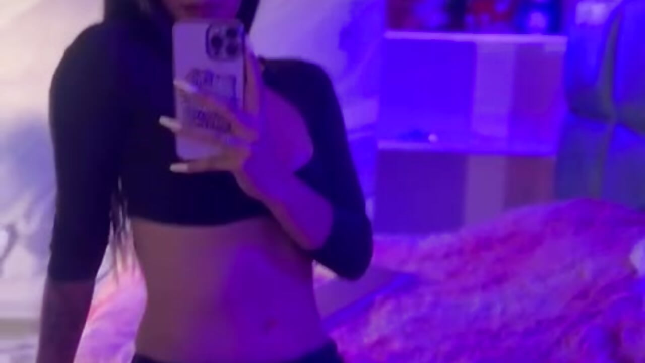 Mirror mirror ✨ - відео від вебкаммоделі AntonellaRossi