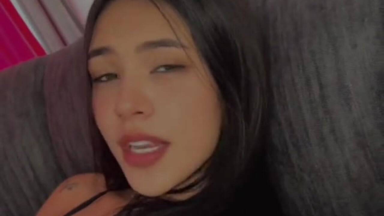 Music is therapy🔥 - video by AntonellaRossi cam model