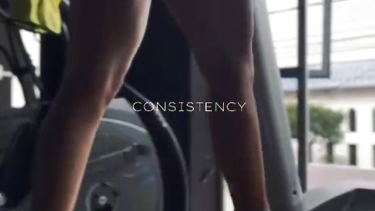 😎🦾 - Vídeo de AntonellaRossi, modelo de vídeos