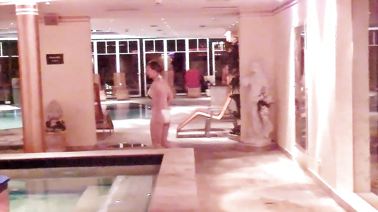 Ich zeige gerne meine Weiblichkeit - відео від вебкаммоделі HotLana69