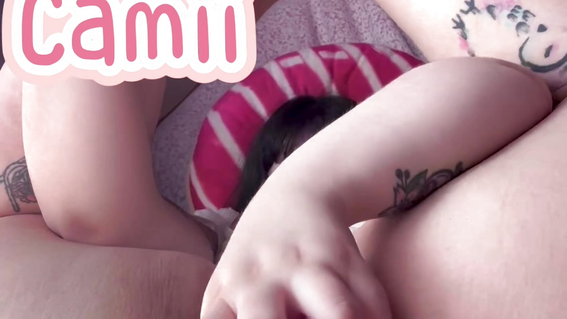 Pussy closeup - vídeo de la modelo de cam Renooh
