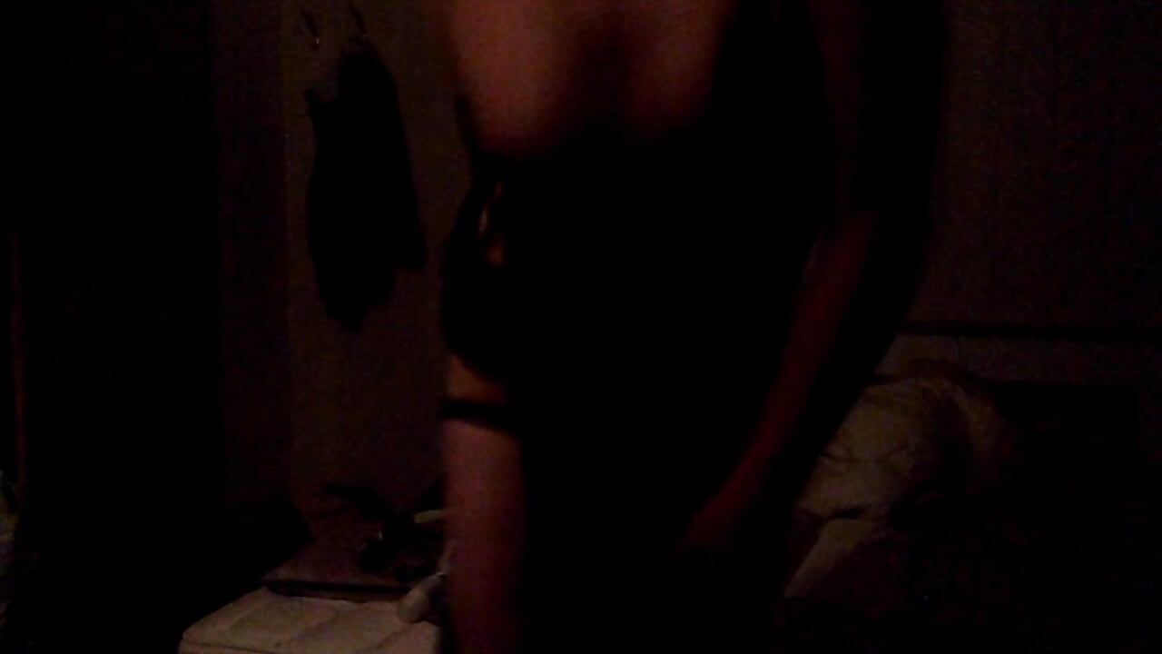 9cc6db877655f169fd1b5e564528259459386b138ef1cfc100c888c340955349 - video by basic1986 cam model