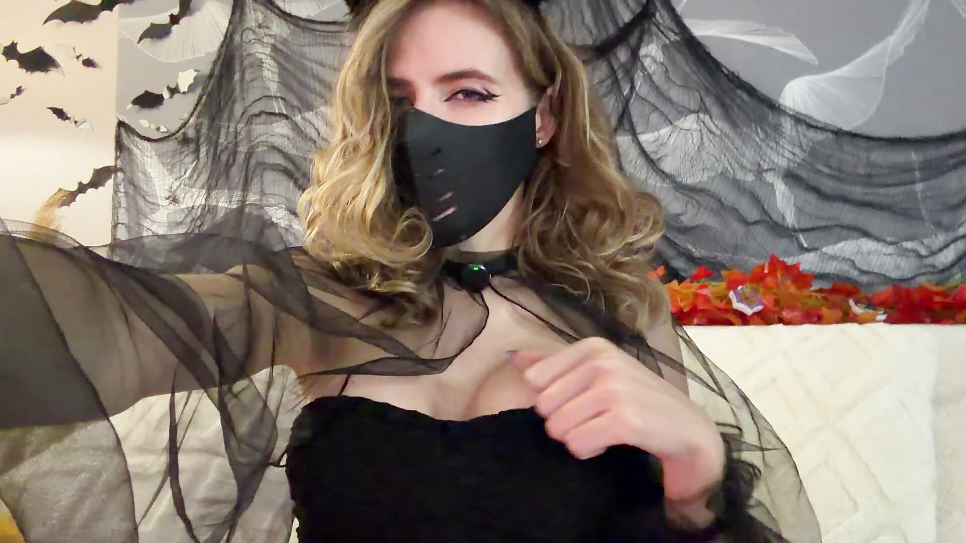 Hhhhelloowwww😈🍁 - clip cu AlisaRogs model videochat