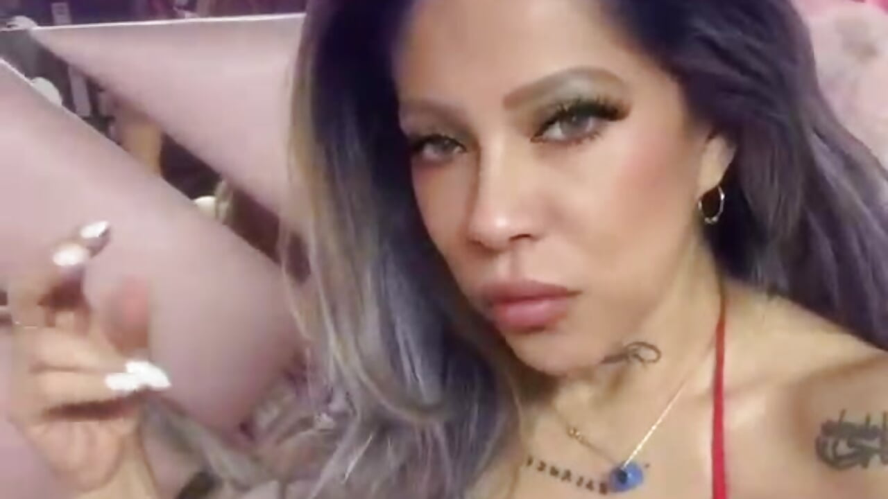 Unete a mi club de fans para desbloquear - clip cu Karly_moon model videochat