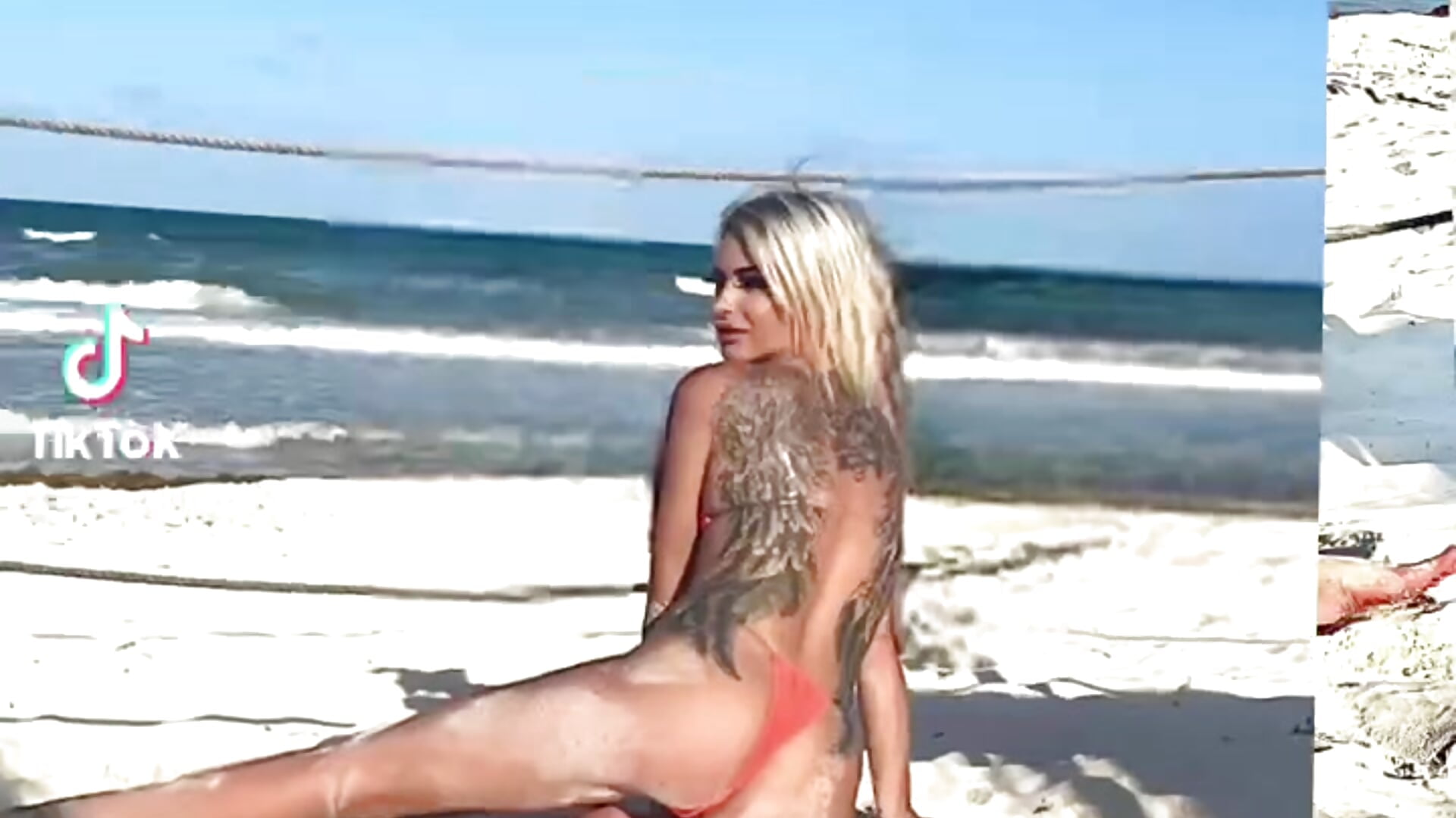 Beach sexy 🌴 - vídeo de la modelo de cam ParisGrayxxx