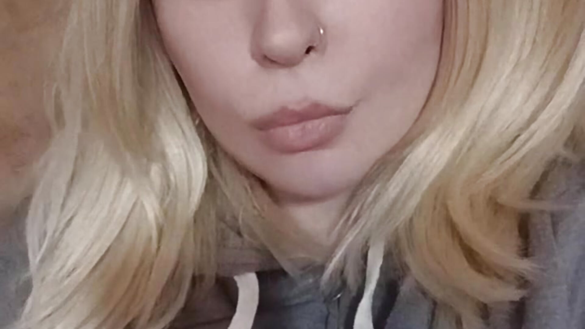 ⭐️Kiss kiss guys and thank you for being w me! ⭐️ - video od modelky/modela Stoned-baby69