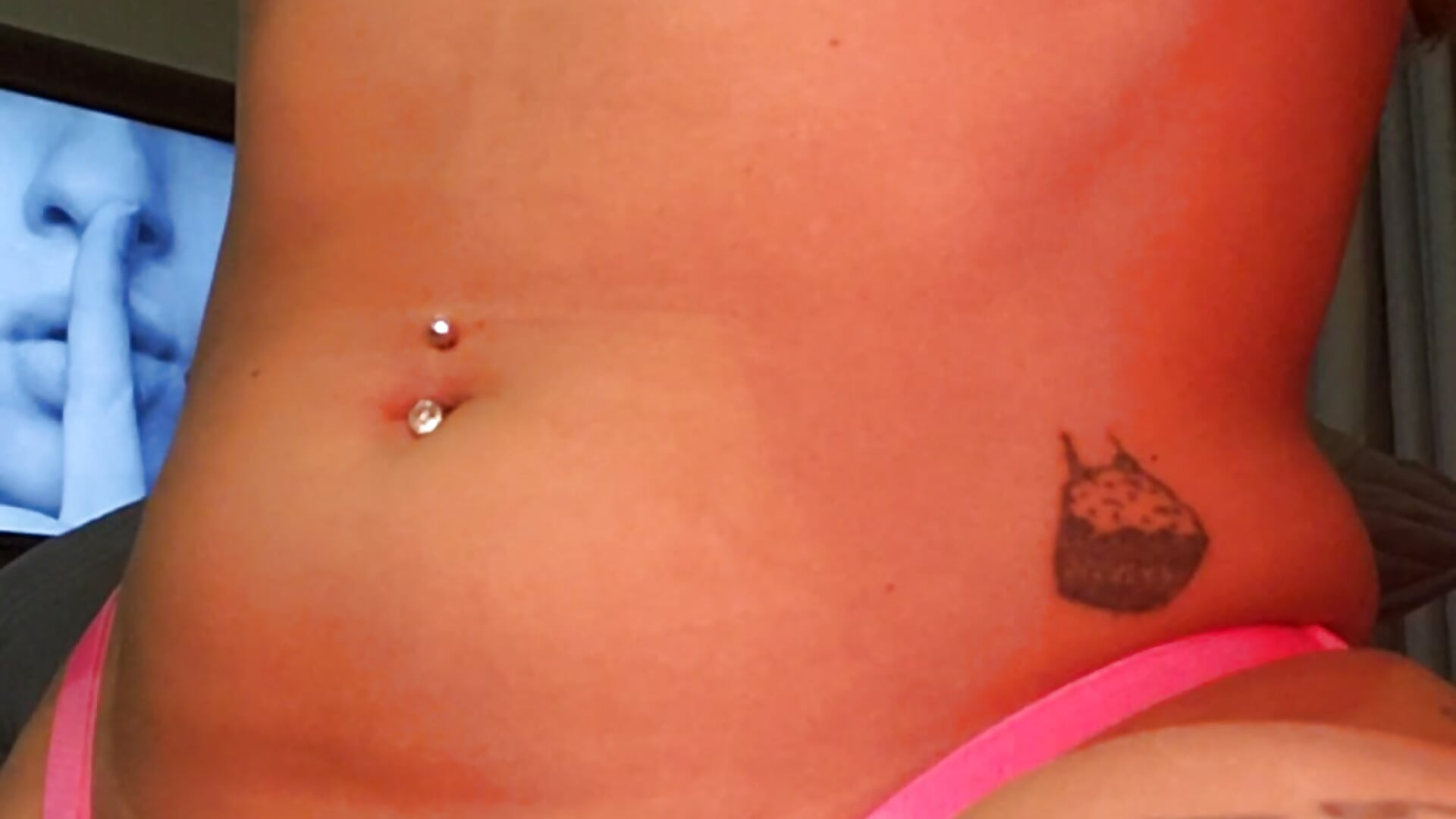 😋 - video di AliceStone19 modella di cam