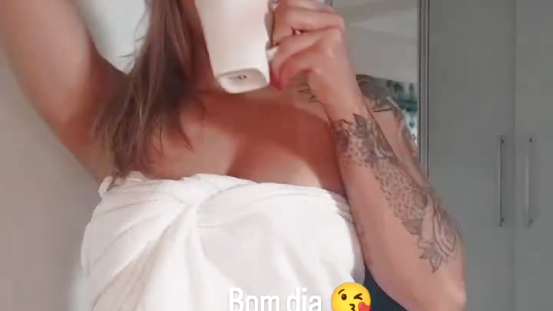 TIRA MINHA TOALHA 😛