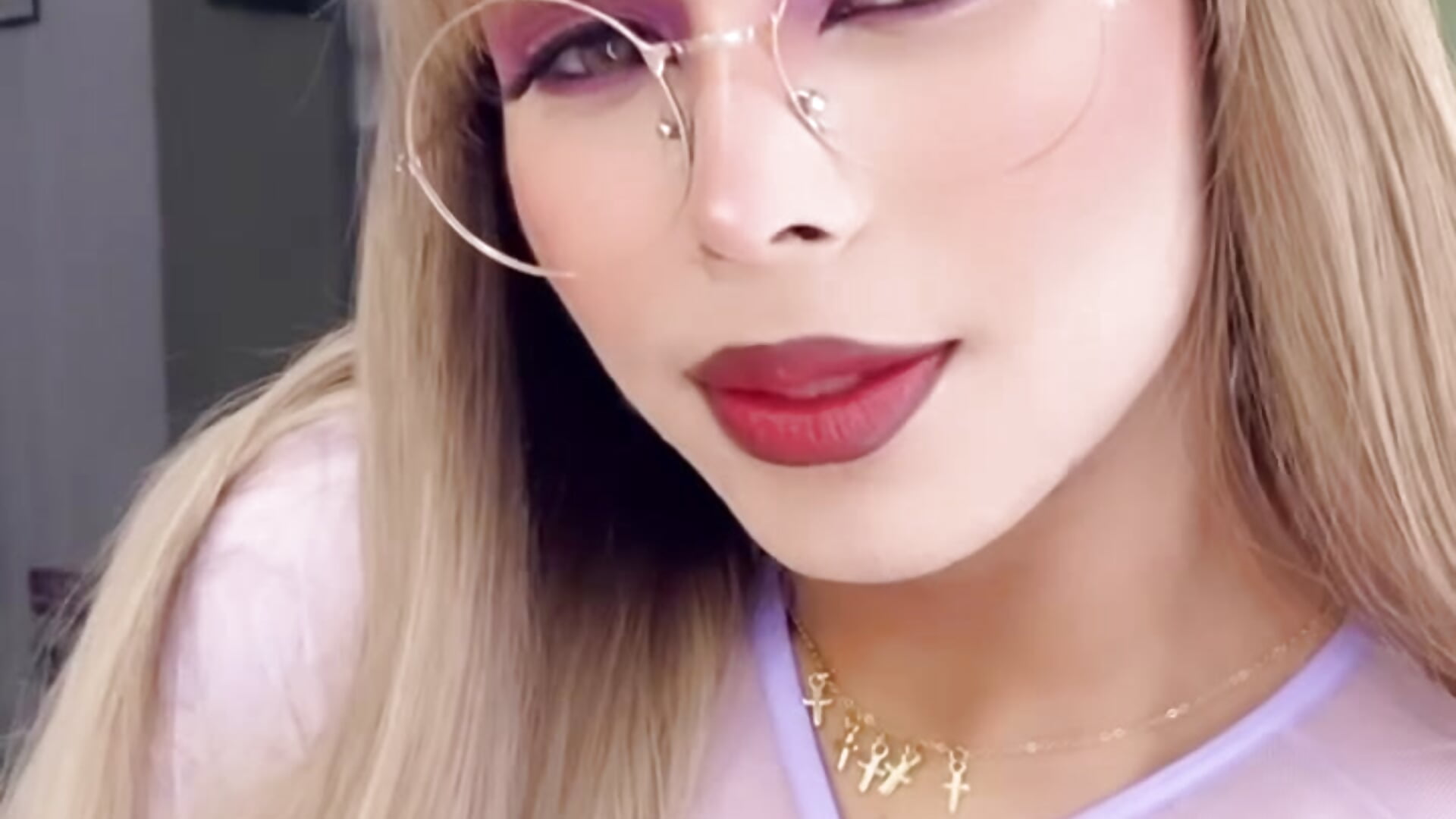 Feliz tarde corazoncitos - video by Samantha_Bernardo cam model