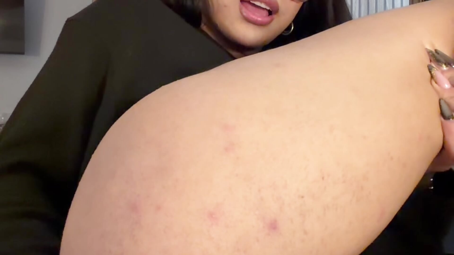 I love to fuck my ass with my toy - video by Samantha_Bernardo cam model