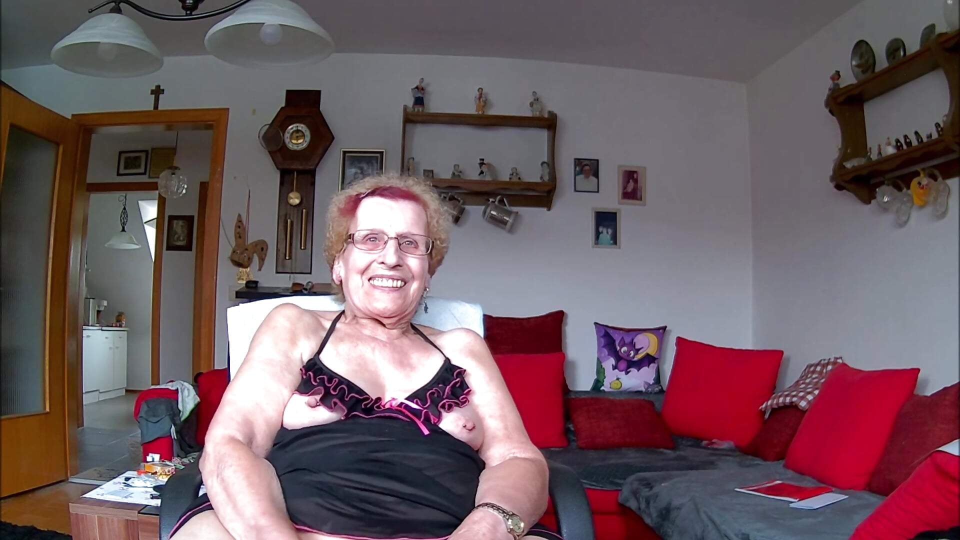 Einfach so abgespritzt. Fotze brauchte das.– HeisseomaOriginal kameramodell videója