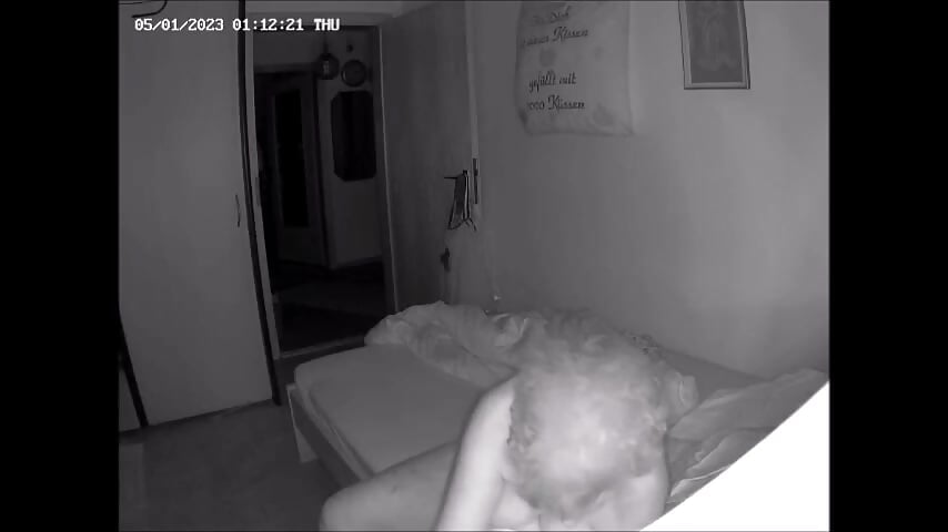 Versteckte-Kamwera-05,01,23 - video by HeisseomaOriginal cam model