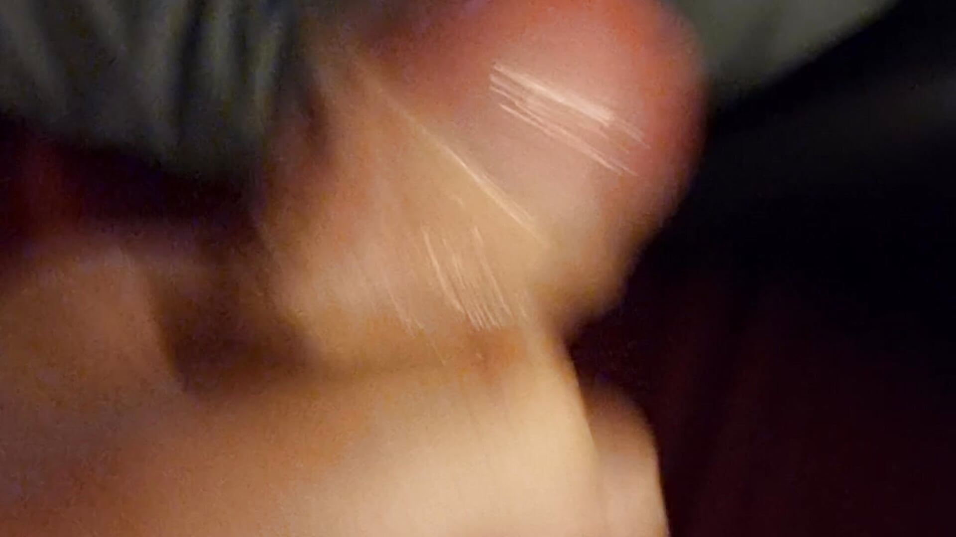 Watching porn wanking & wipe cum all over my cock– ImObsessed81 kameramodell videója