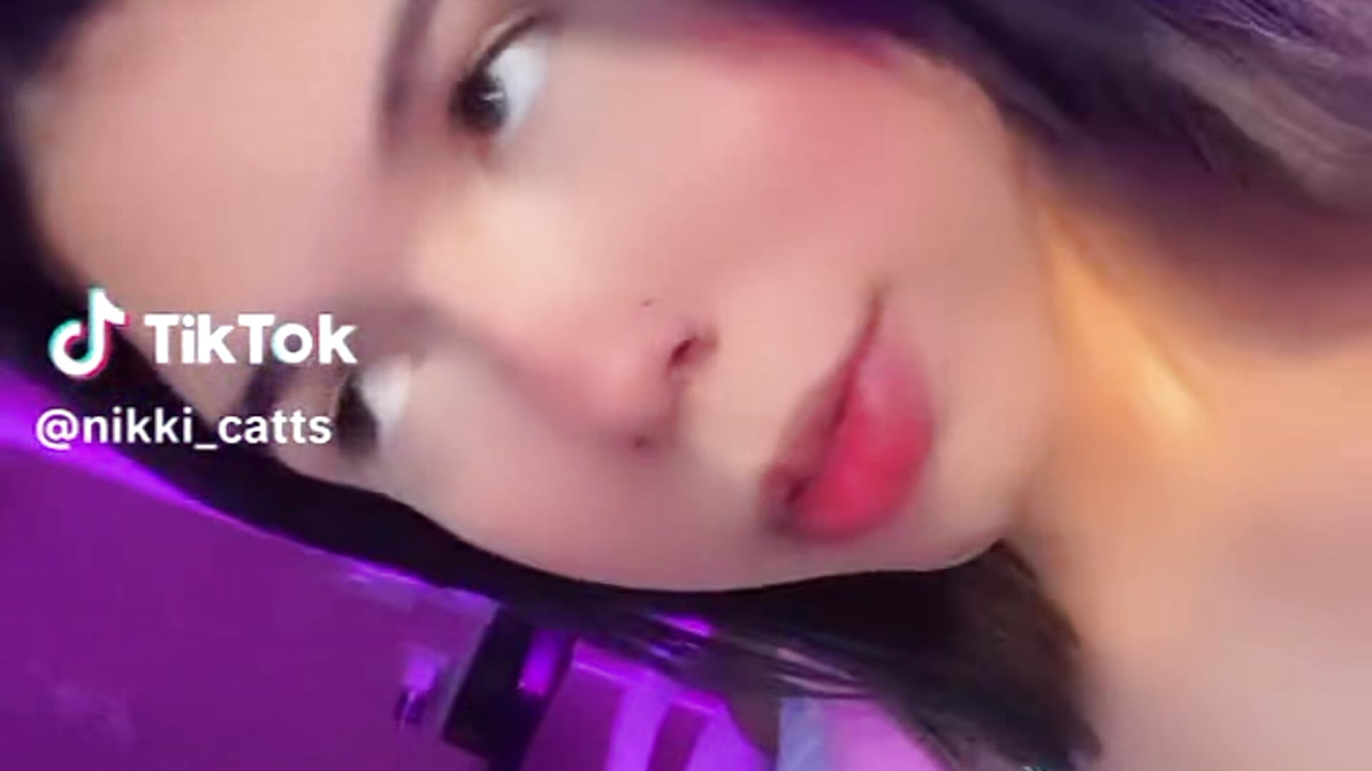 Sexi dani - video by Chelseaevansss cam model