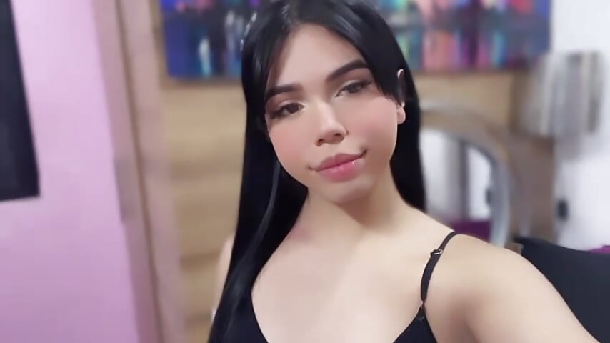 Dani❤️💫 - video by Chelseaevansss cam model