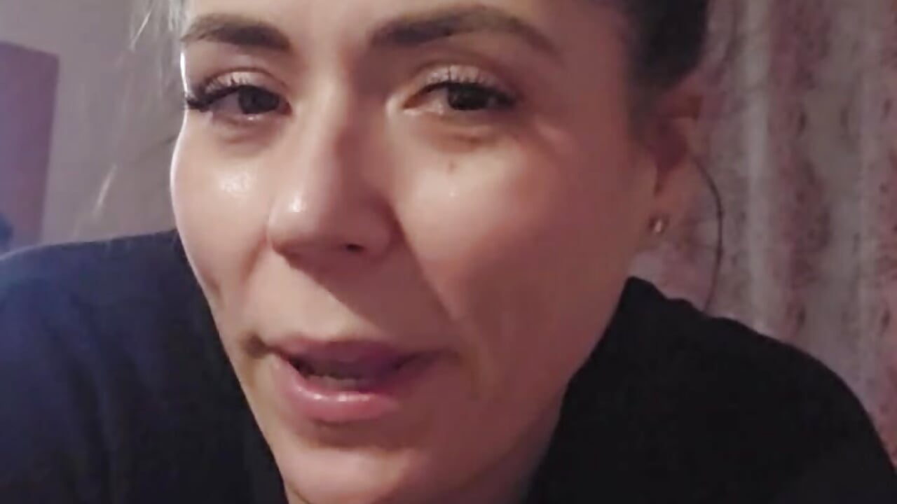 Tonight play?– Ellie-Elizabeth kameramodell videója