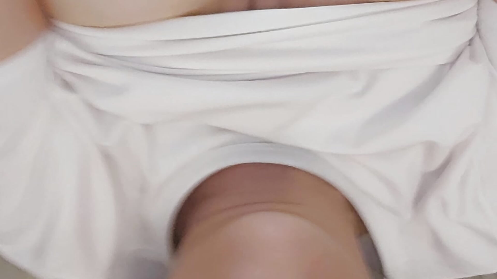 A Tease for You 💋 - video by Ellie-Elizabeth cam model