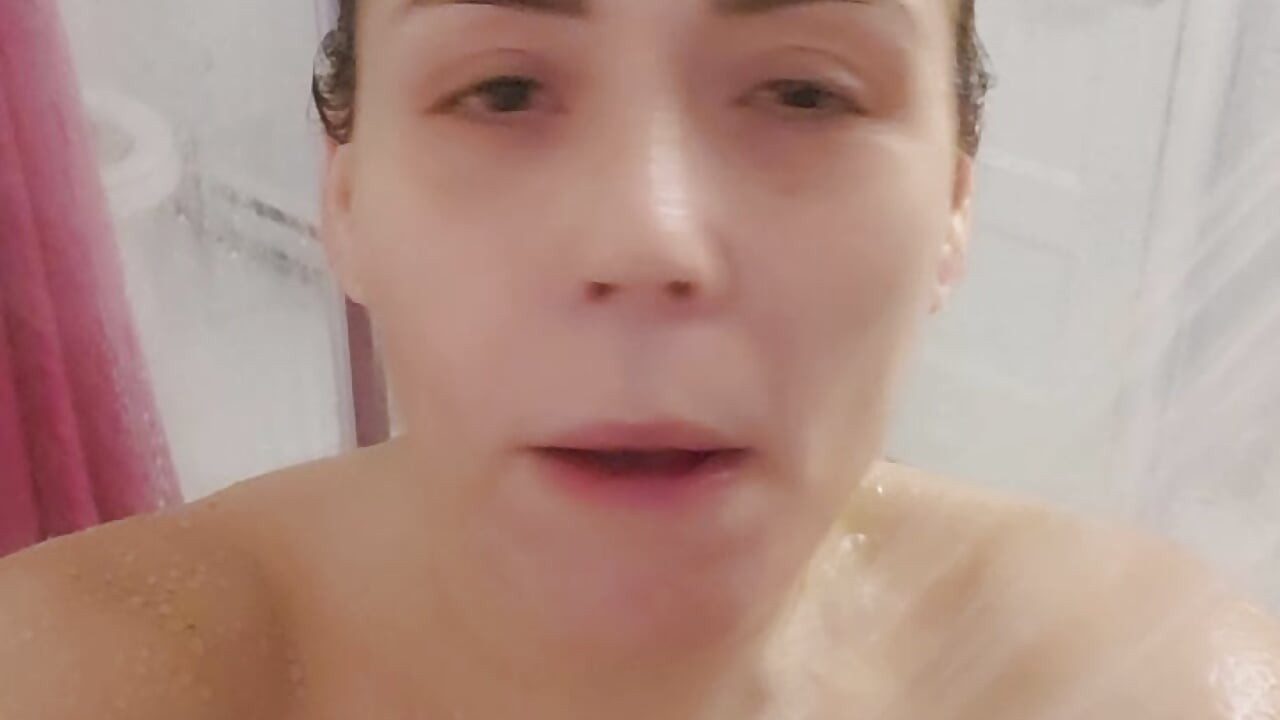 Mommy's alone tonight... Show me what you got– Ellie-Elizabeth kameramodell videója