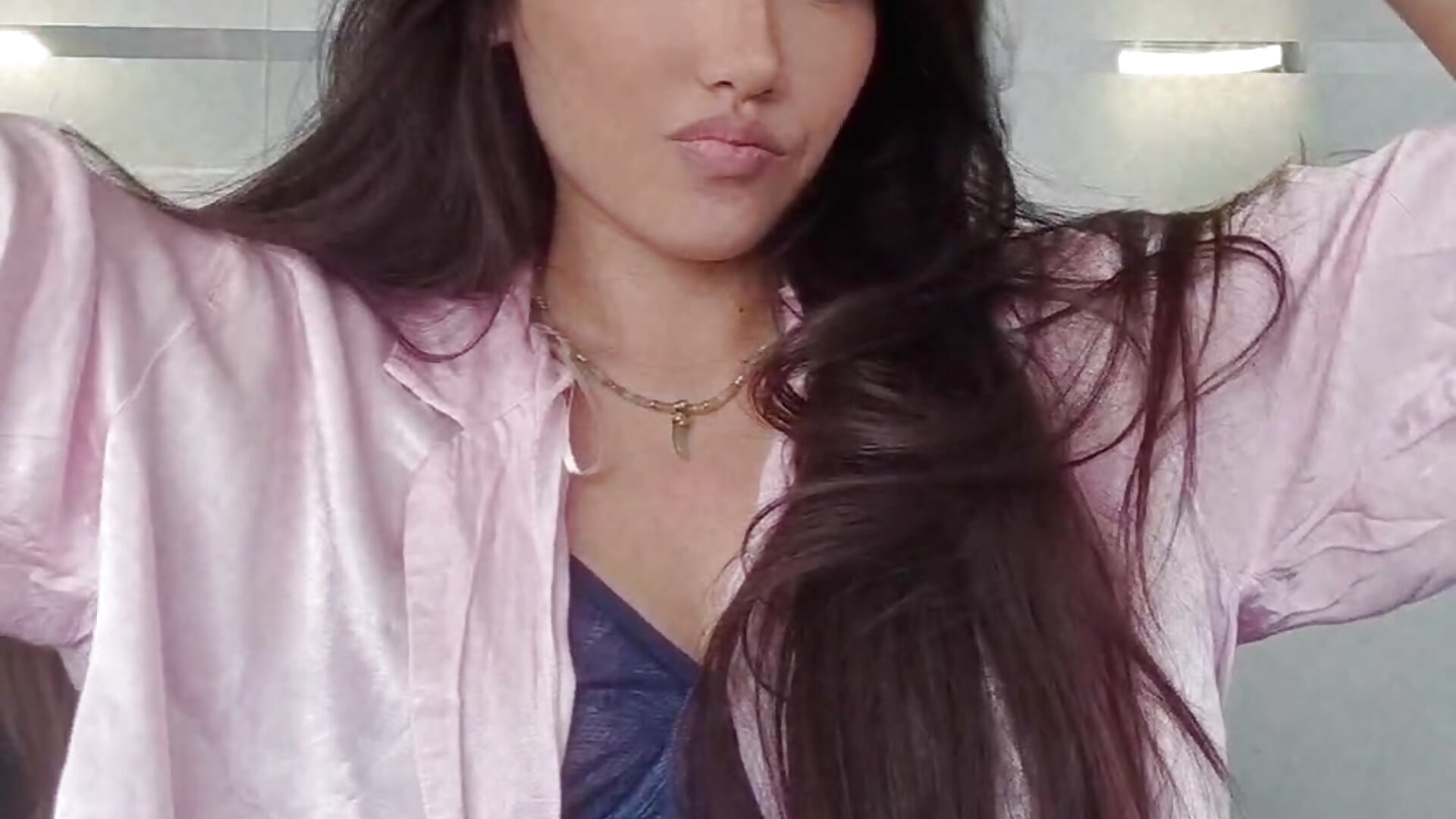 VID_41230116_161208_632 - Video von shachatteof Cam-Model