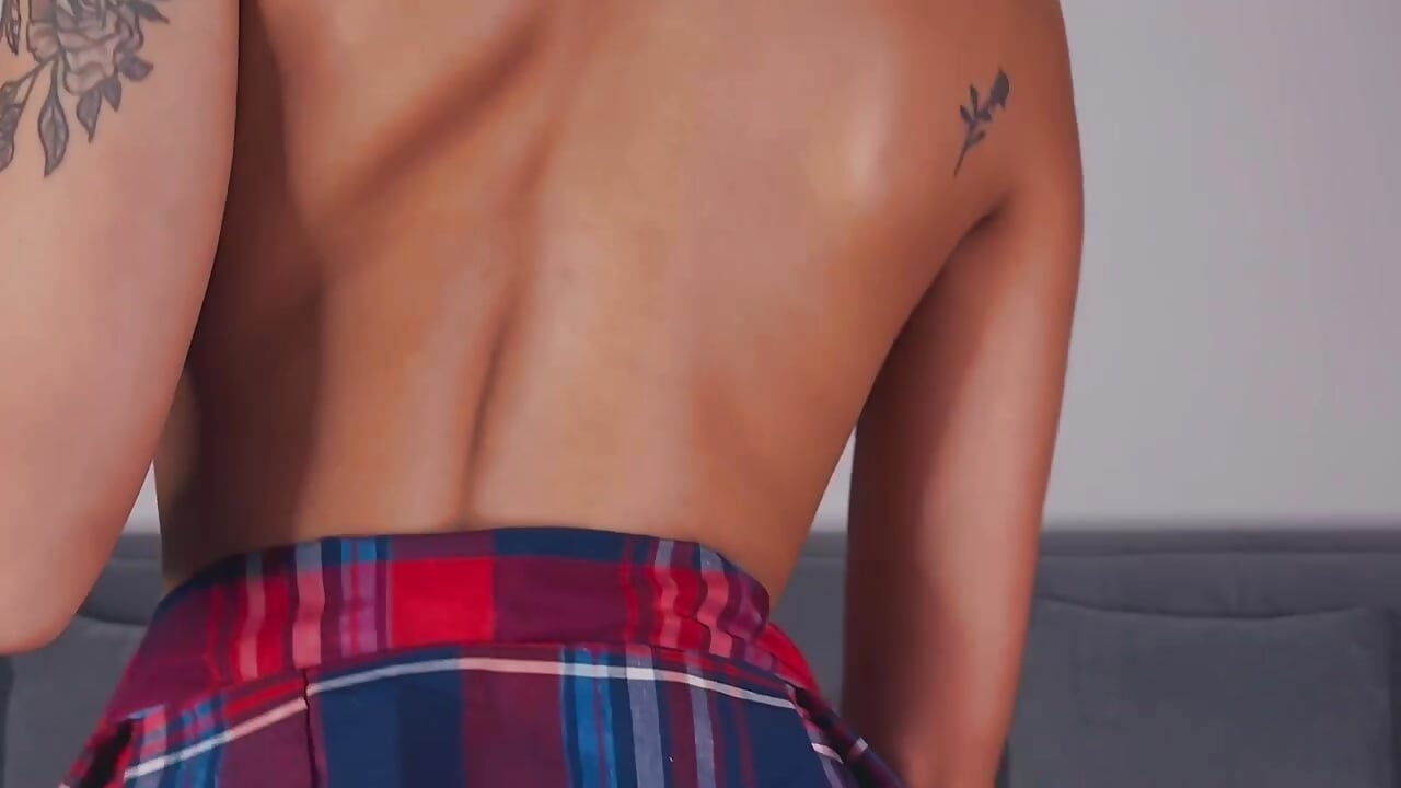 Look how it continues in my fan club. - video by Tiny_lilith cam model