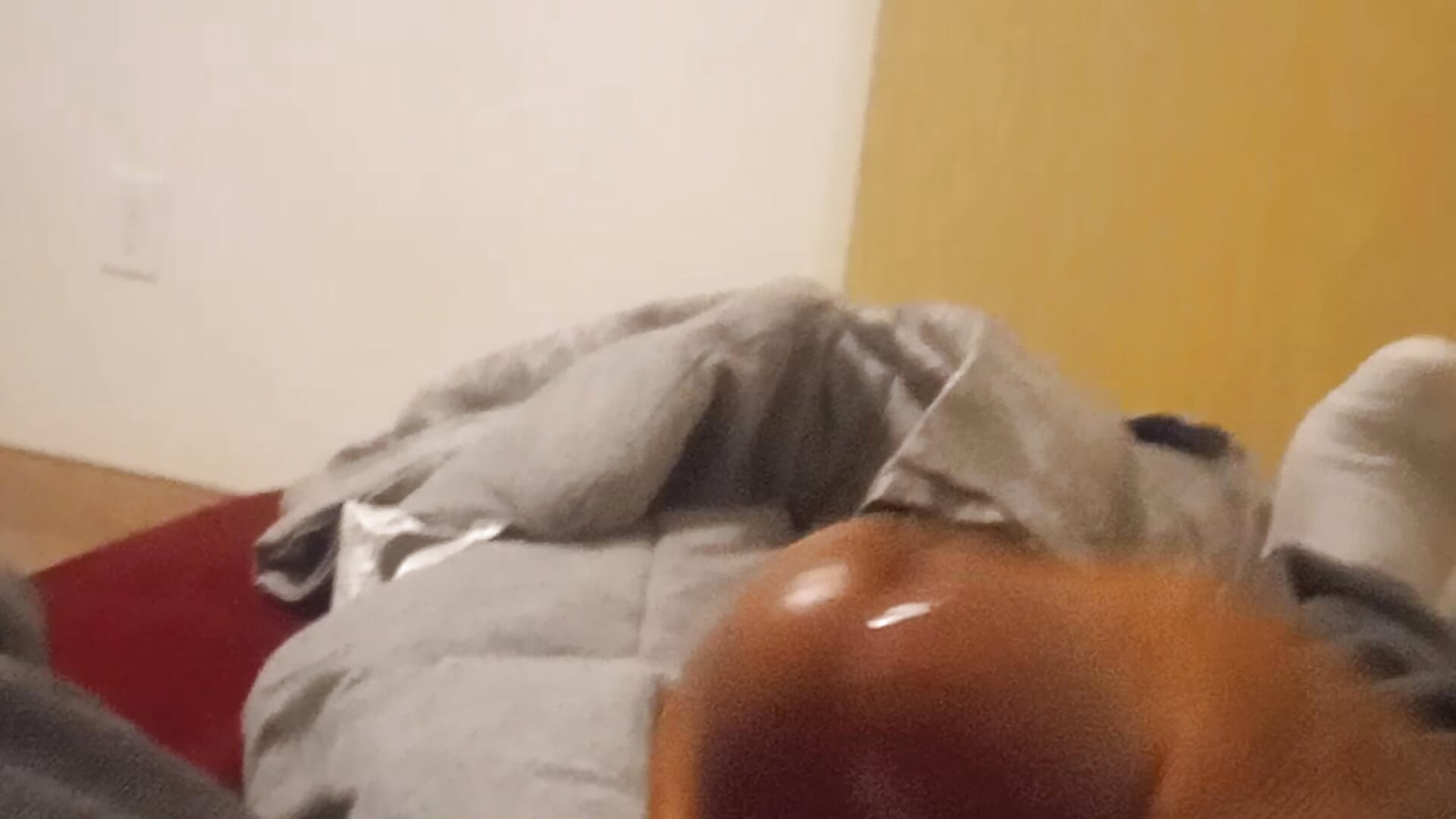 Suck daddy - video by yellowwetfox cam model