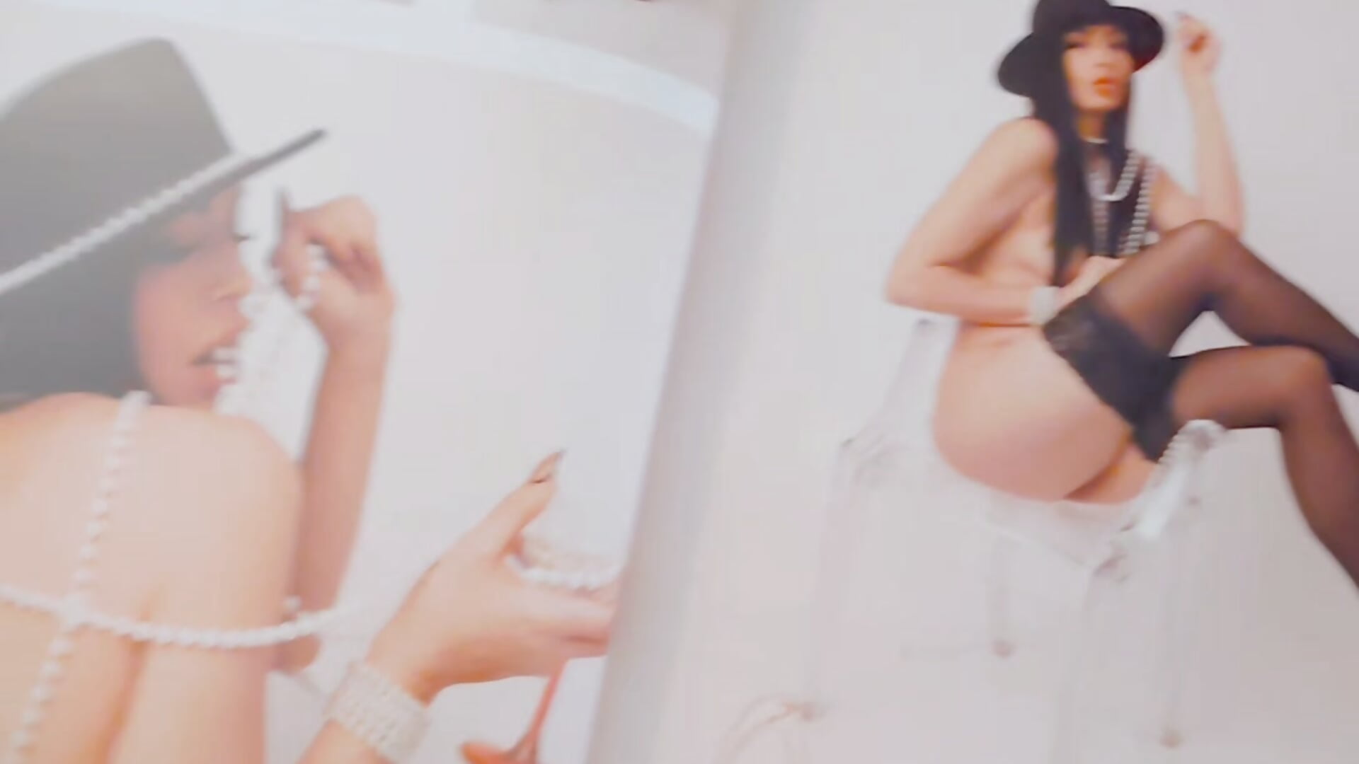 We made it to a magazine 😏❤️ — filmik annablisss, modela(-lki) na kamerkach