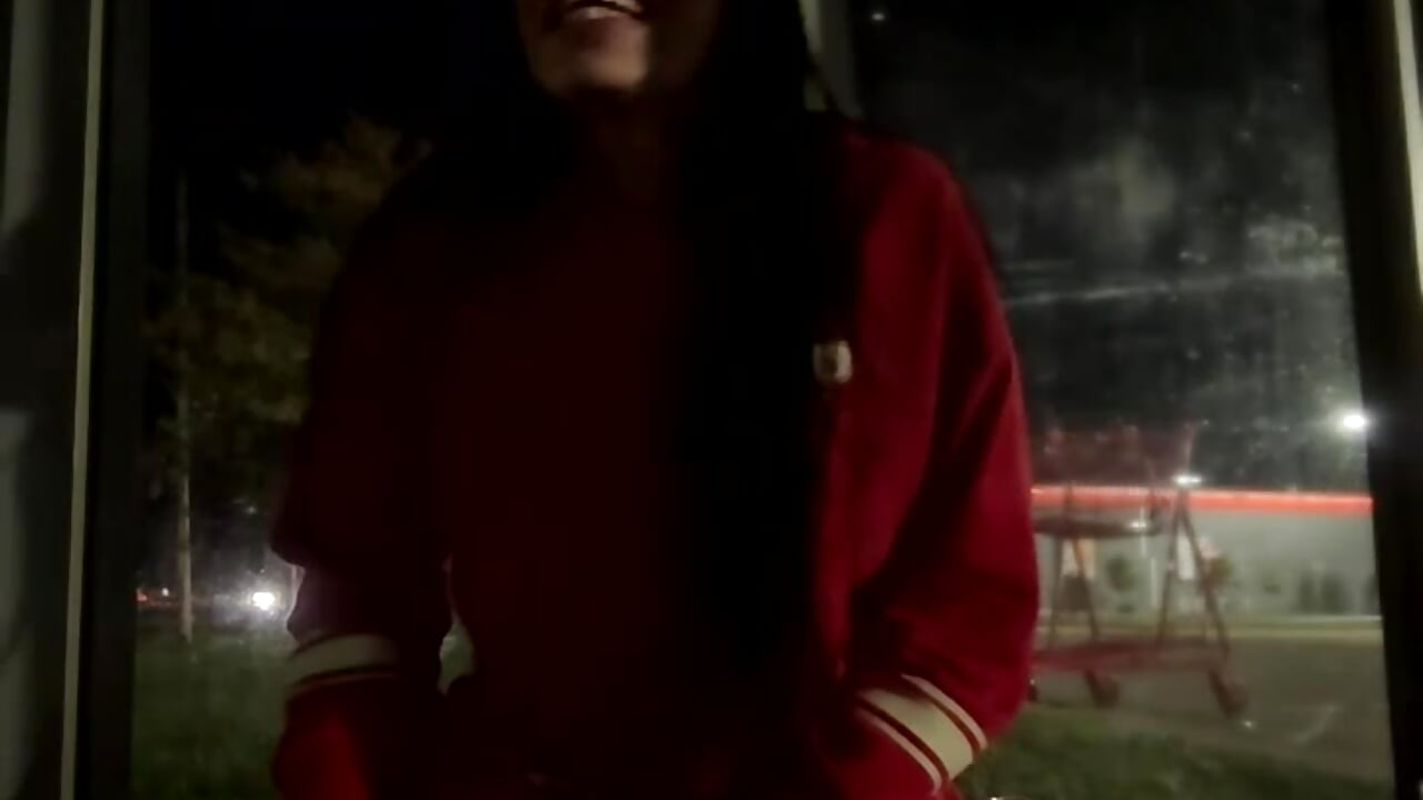 Risky Squirt @ the bus stop - فيديو من annablisss موديل الكام